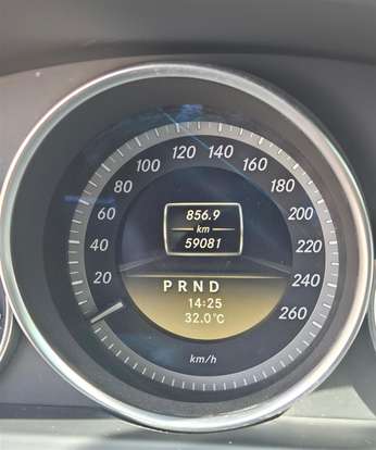 MERCEDES-BENZ-C 180-2012