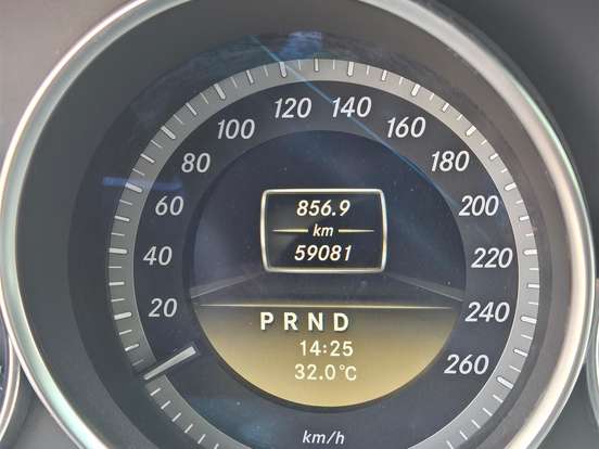 MERCEDES-BENZ-C 180-1.8 CGI CLASSIC 16V GASOLINA 4P AUTOMÁTICO MERCEDES-BENZ-C 180-2012