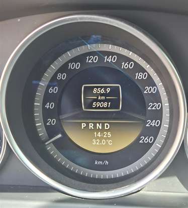 MERCEDES-BENZ-C 180-2012