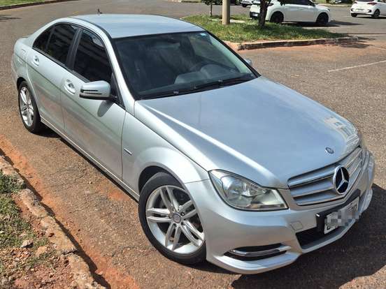 MERCEDES-BENZ-C 180-1.8 CGI CLASSIC 16V GASOLINA 4P AUTOMÁTICO MERCEDES-BENZ-C 180-2012