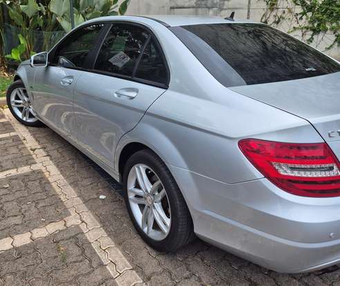 MERCEDES-BENZ-C 180-2012