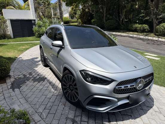 MERCEDES-BENZ-GLA 200-2024