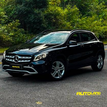 MERCEDES-BENZ GLA 200 1.6 CGI FLEX STYLE 7G-DCT