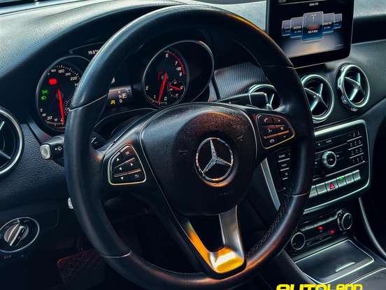 MERCEDES-BENZ-GLA 200-1.6 CGI FLEX STYLE 7G-DCT MERCEDES-BENZ-GLA 200-2019