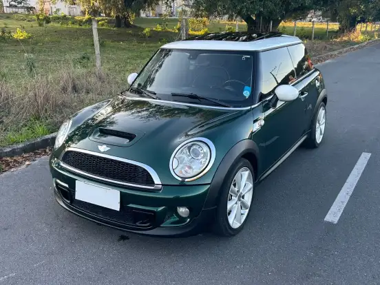 MINI-COOPER-1.6 S JOHN COOPER WORKS 16V TURBO GASOLINA 2P AUTOMATICO MINI-COOPER-2011