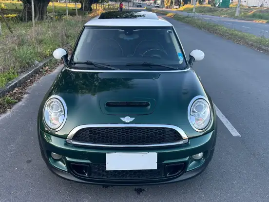 MINI-COOPER-1.6 S JOHN COOPER WORKS 16V TURBO GASOLINA 2P AUTOMATICO MINI-COOPER-2011
