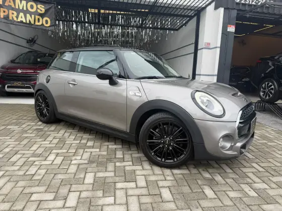 MINI COOPER 2.0 S TOP 16V TURBO GASOLINA 2P AUTOMÁTICO