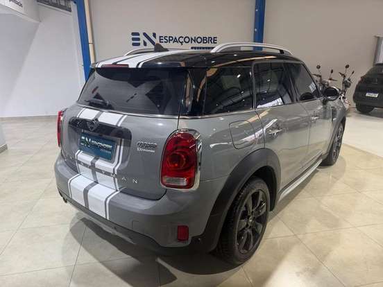 MINI-COUNTRYMAN-2019