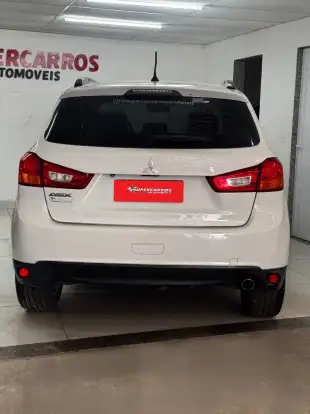 MITSUBISHI-ASX-2015