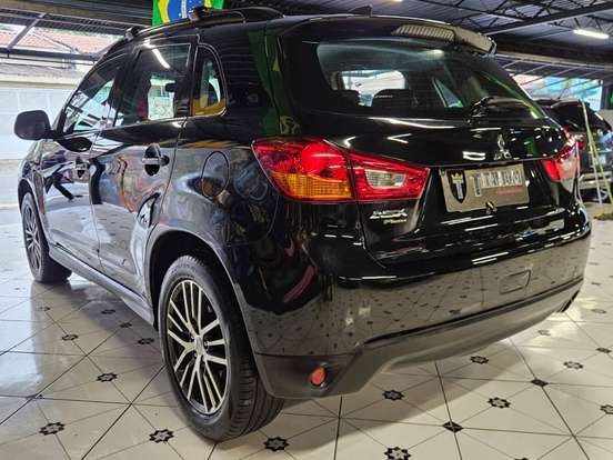 MITSUBISHI-ASX-2.0 4X2 16V FLEX 4P AUTOMÁTICO MITSUBISHI-ASX-2017