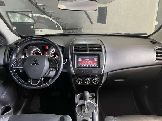 MITSUBISHI-ASX-2018