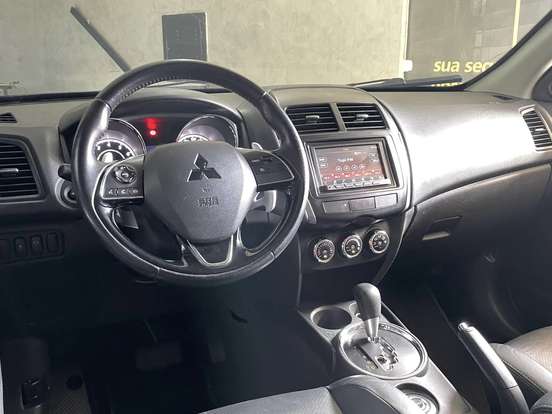MITSUBISHI-ASX-2018