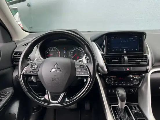 MITSUBISHI-ECLIPSE CROSS-2022