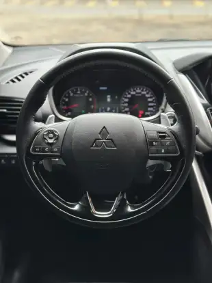 MITSUBISHI-ECLIPSE CROSS-1.5 MIVEC TURBO GASOLINA HPE-S S-AWC CVT MITSUBISHI-ECLIPSE CROSS-2024
