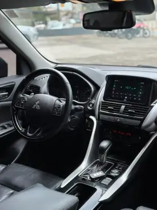 MITSUBISHI-ECLIPSE CROSS-2024