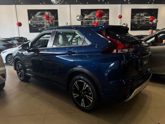 MITSUBISHI-ECLIPSE CROSS-1.5 MIVEC TURBO GASOLINA HPE CVT MITSUBISHI-ECLIPSE CROSS-2024