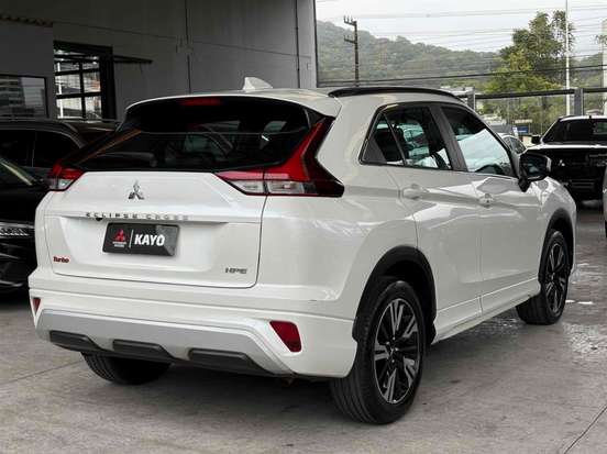 MITSUBISHI-ECLIPSE CROSS-2024