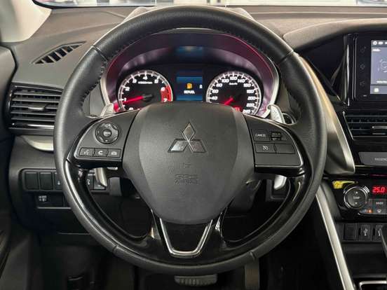 MITSUBISHI-ECLIPSE CROSS-1.5 MIVEC TURBO GASOLINA HPE CVT MITSUBISHI-ECLIPSE CROSS-2024