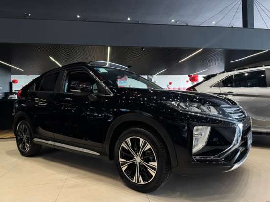 MITSUBISHI-ECLIPSE CROSS-1.5 MIVEC TURBO GASOLINA HPE-S AWD CVT MITSUBISHI-ECLIPSE CROSS-2018