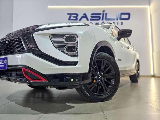 MITSUBISHI-ECLIPSE CROSS-1.5 MIVEC TURBO GASOLINA HPE-S BLACK S-AWC CVT MITSUBISHI-ECLIPSE CROSS-2025