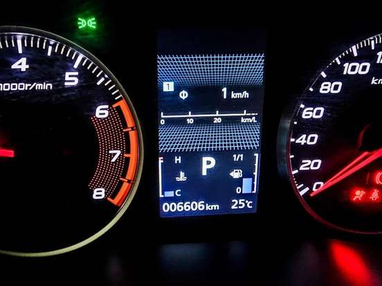 MITSUBISHI-ECLIPSE CROSS-1.5 MIVEC TURBO GASOLINA HPE-S BLACK S-AWC CVT MITSUBISHI-ECLIPSE CROSS-2025