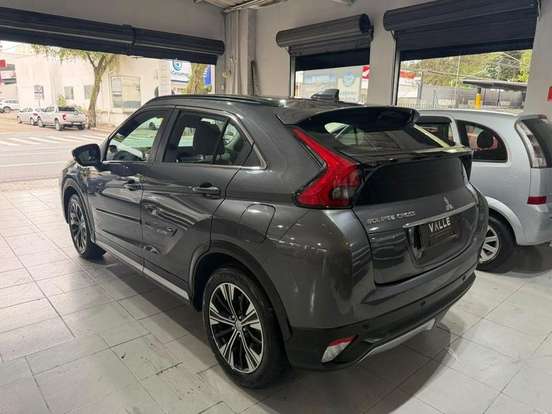MITSUBISHI-ECLIPSE CROSS-1.5 MIVEC TURBO GASOLINA HPE-S CVT MITSUBISHI-ECLIPSE CROSS-2021