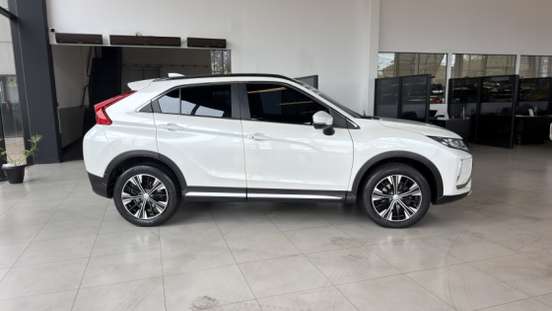 MITSUBISHI-ECLIPSE CROSS-2021