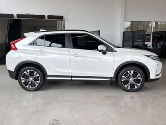 MITSUBISHI-ECLIPSE CROSS-1.5 MIVEC TURBO GASOLINA HPE-S CVT MITSUBISHI-ECLIPSE CROSS-2021