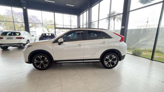 MITSUBISHI-ECLIPSE CROSS-2021