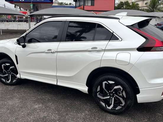 MITSUBISHI-ECLIPSE CROSS-1.5 MIVEC TURBO GASOLINA HPE-S CVT MITSUBISHI-ECLIPSE CROSS-2025