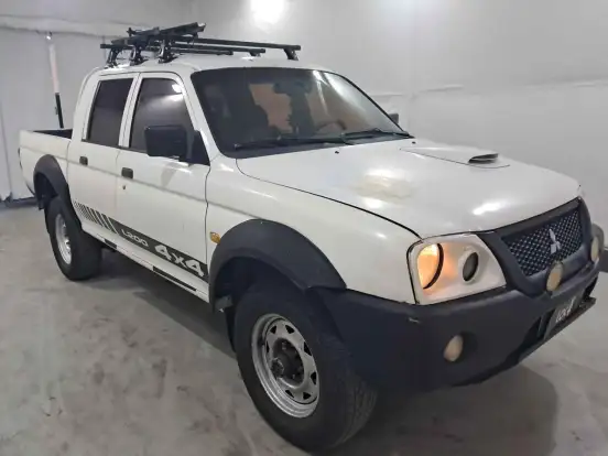 MITSUBISHI-L200-2007