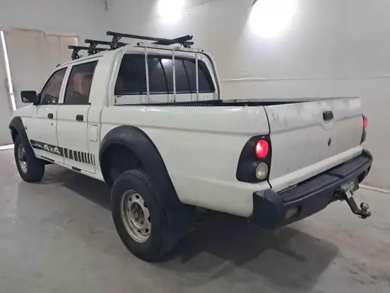 MITSUBISHI-L200-2007