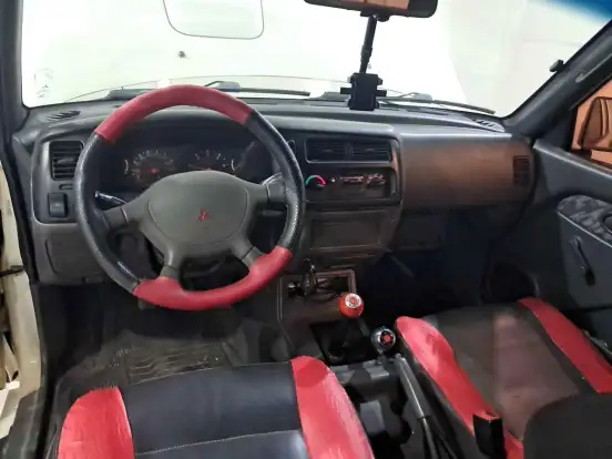 MITSUBISHI-L200-2007