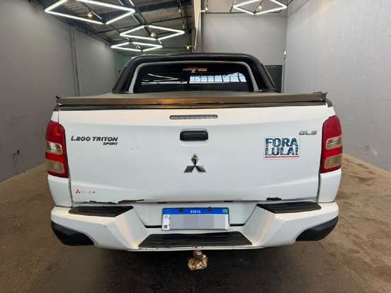 MITSUBISHI-L200 TRITON-2023