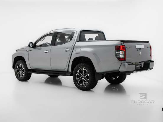 MITSUBISHI-L200 TRITON-2.4 16V TURBO DIESEL SPORT HPE CD 4P 4X4 AUTOMÁTICO MITSUBISHI-L200 TRITON-2022