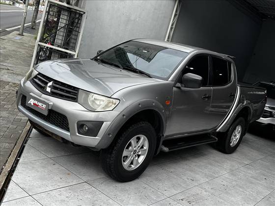 MITSUBISHI L200 TRITON 3.2 GLS 4X4 CD 16V TURBO INTERCOLER DIESEL 4P MANUAL