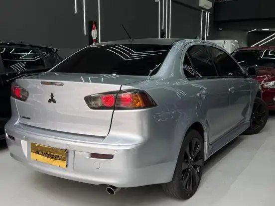MITSUBISHI-LANCER-2.0 16V GASOLINA 4P AUTOMÁTICO MITSUBISHI-LANCER-2012