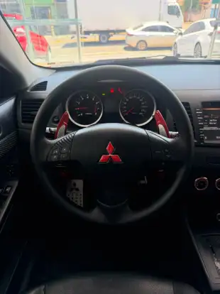 MITSUBISHI-LANCER-2015