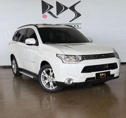 MITSUBISHI-OUTLANDER-2013