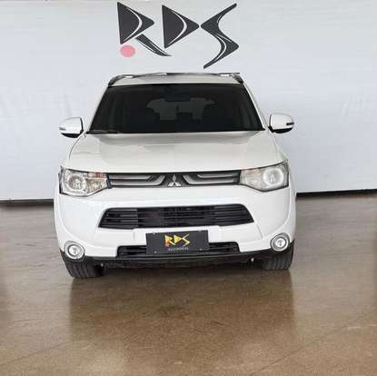 MITSUBISHI-OUTLANDER-2.0 16V GASOLINA 4P AUTOMÁTICO MITSUBISHI-OUTLANDER-2013