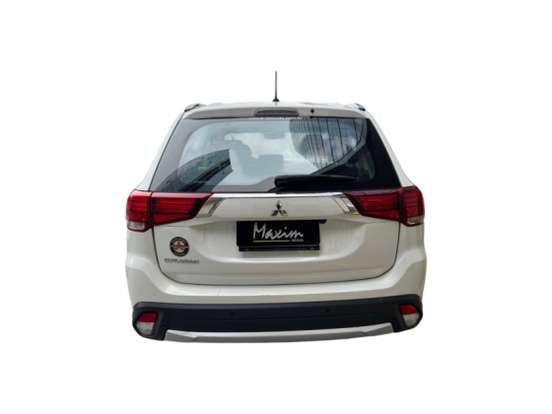 MITSUBISHI-OUTLANDER-2.0 16V GASOLINA 4P AUTOMÁTICO MITSUBISHI-OUTLANDER-2015