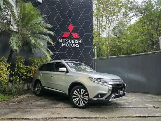 MITSUBISHI-OUTLANDER-2.2 MIVEC DI-D DIESEL HPE-S AWD AUTOMÁTICO MITSUBISHI-OUTLANDER-2021