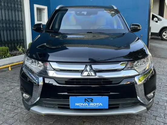 MITSUBISHI-OUTLANDER-3.0 GT 4X4 V6 24V GASOLINA 4P AUTOMÁTICO MITSUBISHI-OUTLANDER-2017