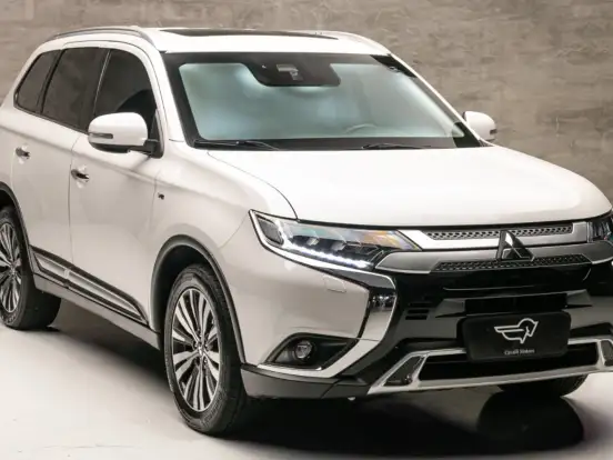 MITSUBISHI-OUTLANDER-3.0 MIVEC V6 GASOLINA HPE-S AWD AUTOMÁTICO MITSUBISHI-OUTLANDER-2021