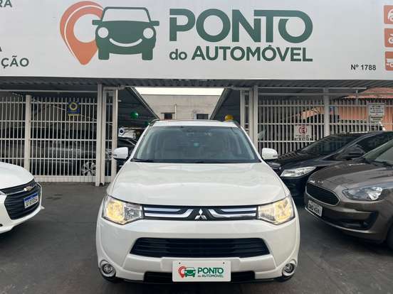 MITSUBISHI-OUTLANDER-3.0 GT 4X4 V6 24V GASOLINA 4P AUTOMÁTICO MITSUBISHI-OUTLANDER-2014