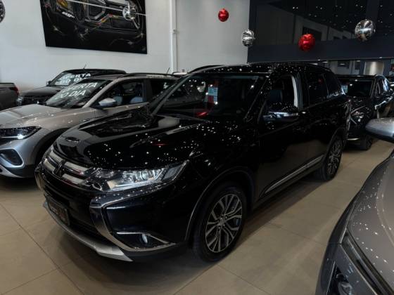 MITSUBISHI OUTLANDER 3.0 GT 4X4 V6 24V GASOLINA 4P AUTOMÁTICO