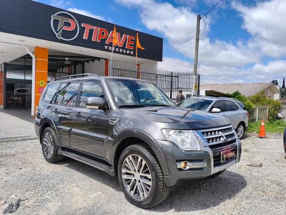 MITSUBISHI PAJERO FULL 3.2 HPE 4X4 16V TURBO INTERCOOLER DIESEL 4P AUTOMÁTICO