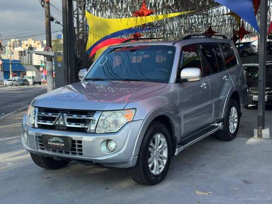 MITSUBISHI-PAJERO FULL-2011
