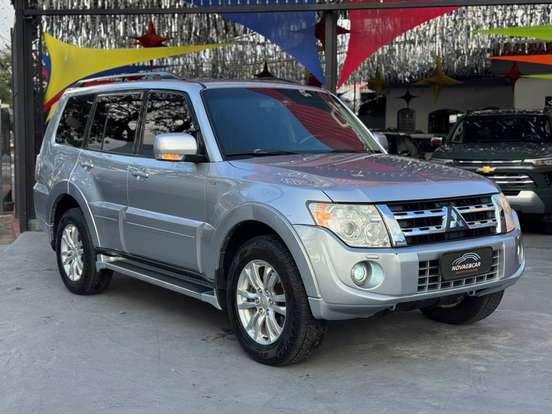 MITSUBISHI-PAJERO FULL-3.8 HPE 4X4 V6 24V GASOLINA 4P AUTOMÁTICO MITSUBISHI-PAJERO FULL-2011