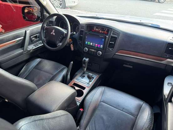 MITSUBISHI-PAJERO FULL-3.8 HPE 4X4 V6 24V GASOLINA 4P AUTOMÁTICO MITSUBISHI-PAJERO FULL-2011